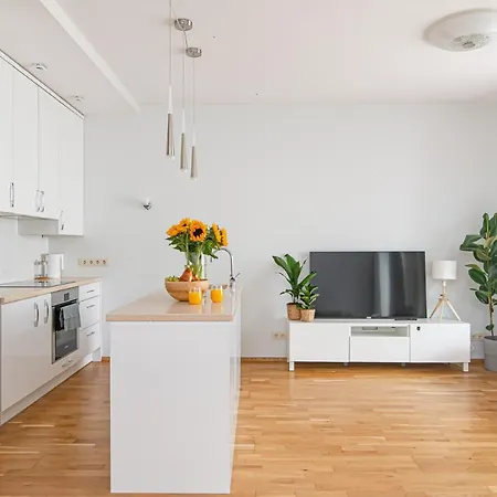 #stayhere - Spacious 1bdr With Terrace In Paupys * וילנה