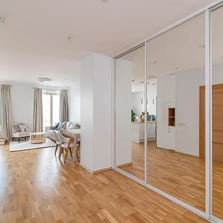 #stayhere - Spacious 1bdr With Terrace In Paupys * Vilnius