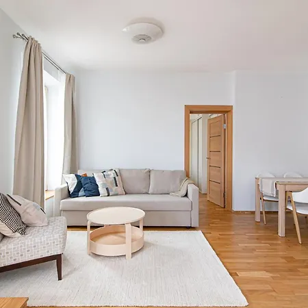 #stayhere - Spacious 1bdr With Terrace In Paupys